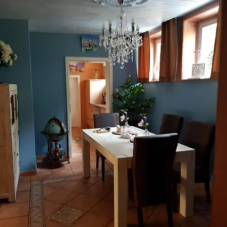 Whirlpool Venezia شقة